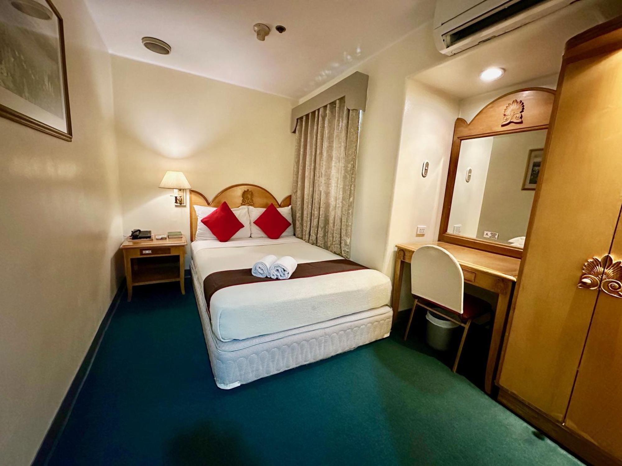 Palladium Suites Hotel Cebu Kültér fotó